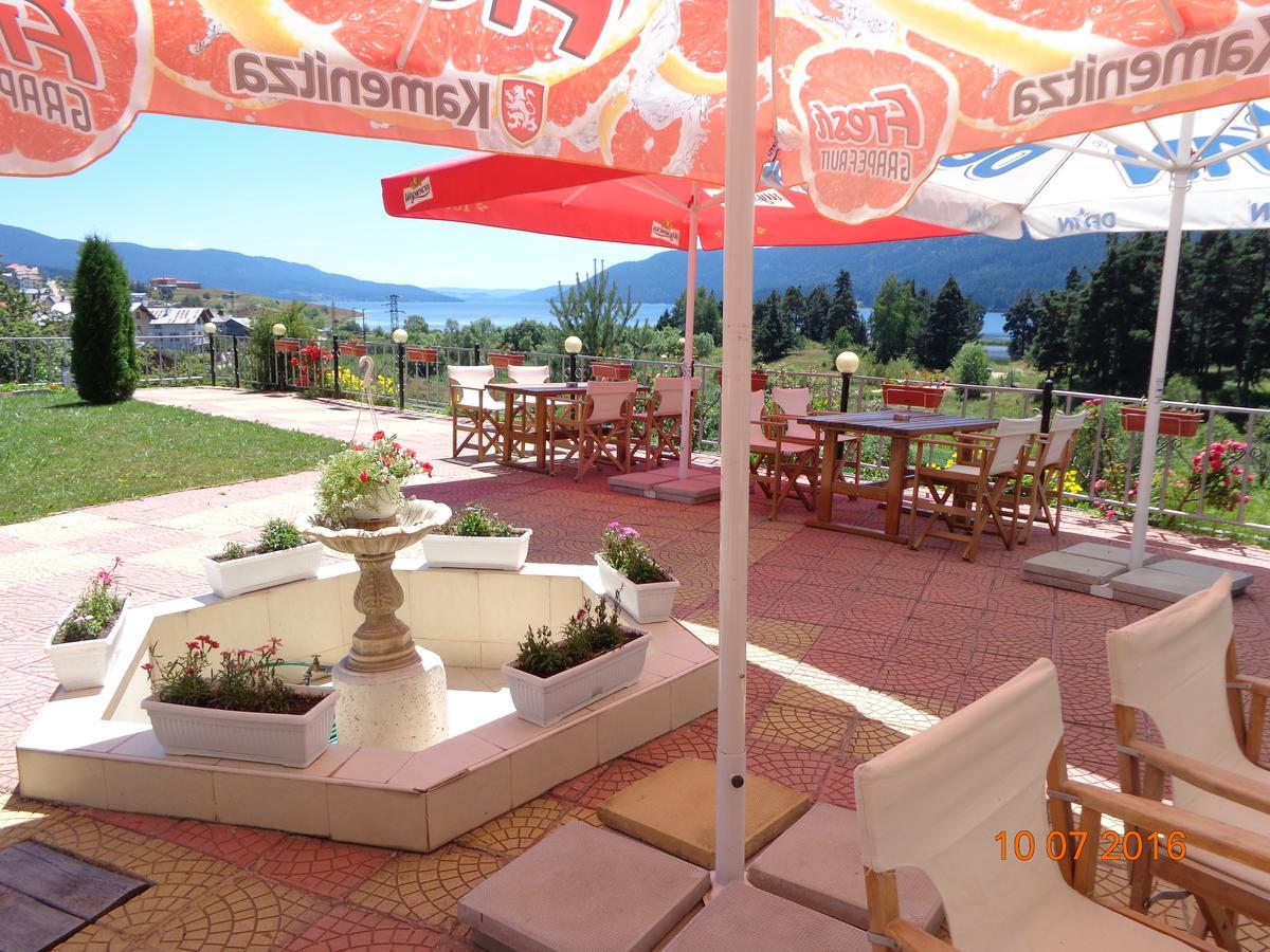 Family hotel Panorama Sarnitsa Exterior foto