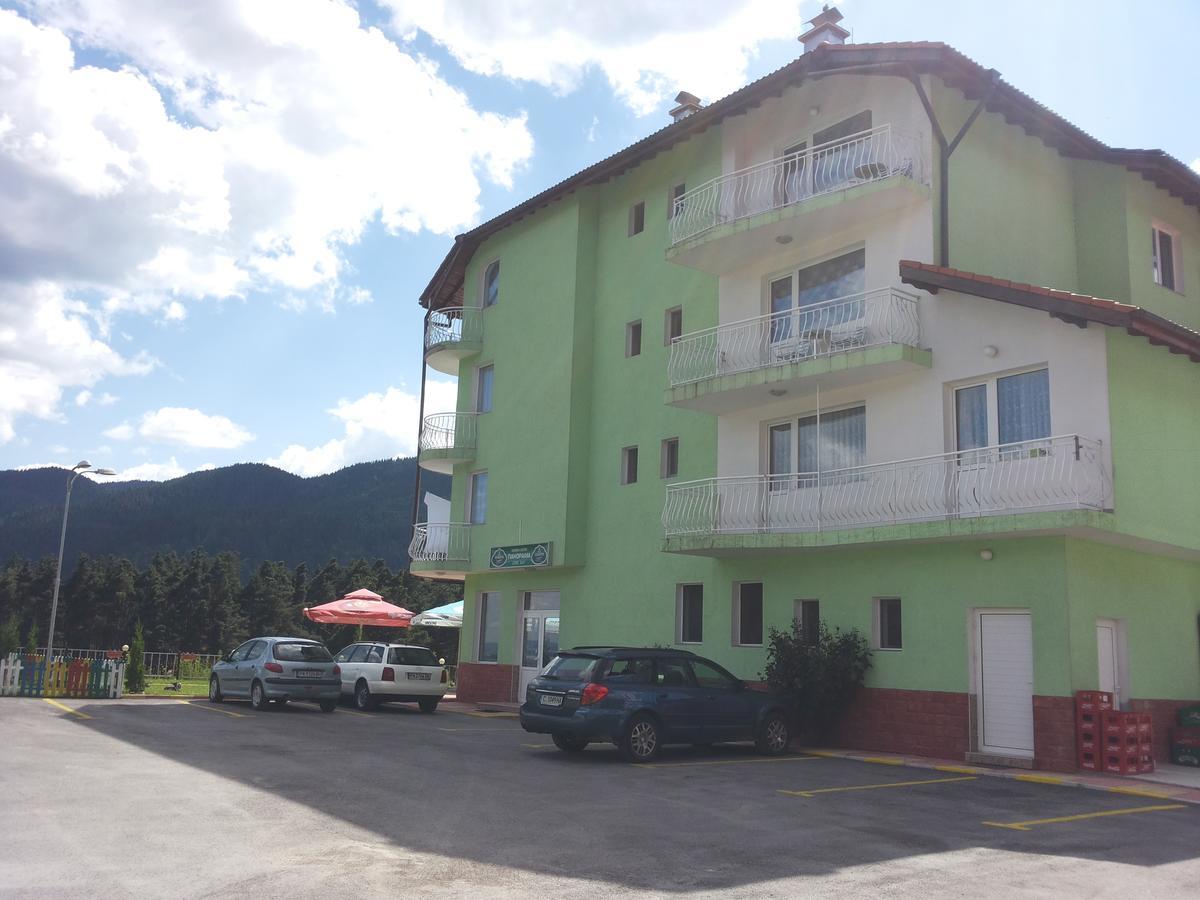 Family hotel Panorama Sarnitsa Exterior foto
